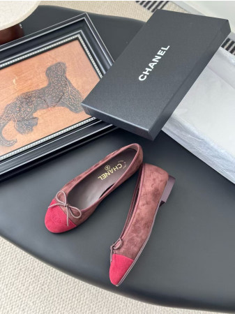 UA Chanel Ballet flats