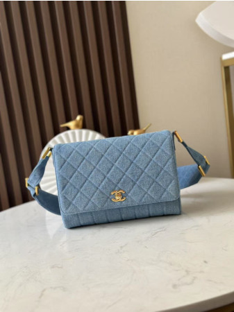 Chanel vintage Denim Shoulder Bag 25.5x20x7cm