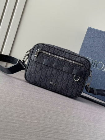 Dior Safari Bag with Strap Black Dior Oblique Jacquard 22x15x6cm