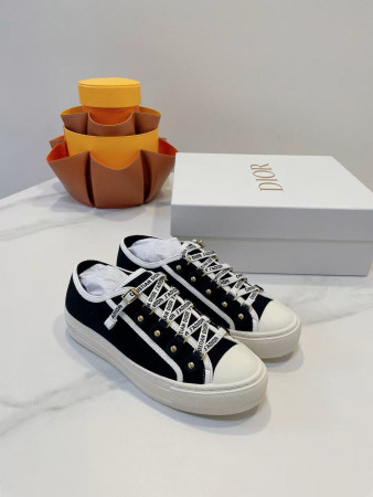 UA Dior Walk'N'Dior Sneaker