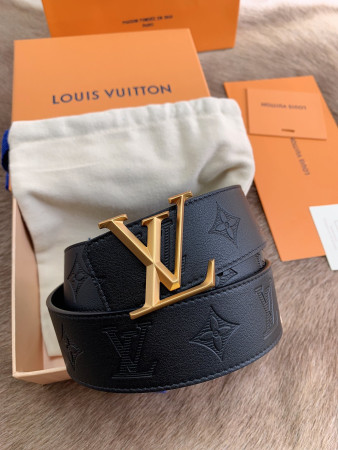 LV LOUIS VUITTON 40MM BELT
