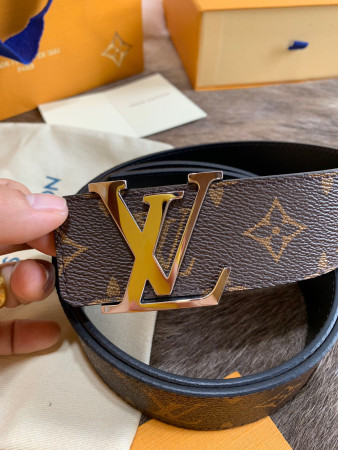 LV LOUIS VUITTON 40MM BELT