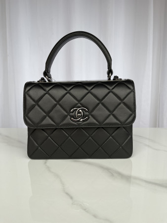CHANEL FLAP BAG WITH TOP HANDLE BLACK 6.6 × 9.8 × 4.7 in