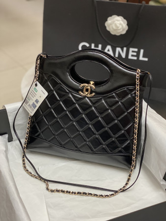 CHANEL SHOPPING BAG Shiny Lambskin & Gold-Tone Metal Black11.7 × 11.3 × 3.5 in