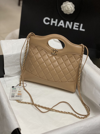 CHANEL MINI SHOPPING BAG Shiny Lambskin & Gold-Tone Metal 22x23x5.5cm