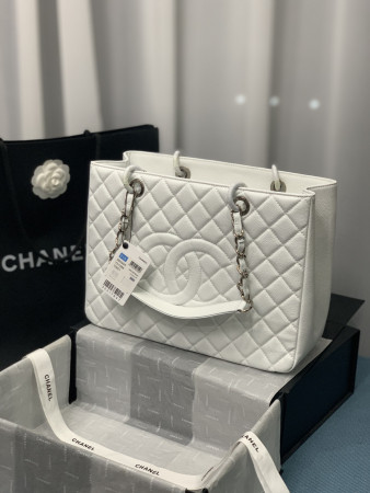CHANEL GST CAVIAR LEATHER HARDWARE 24X33X13CM