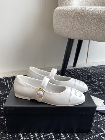 UA CHANEL MARY JANES Lambskin White