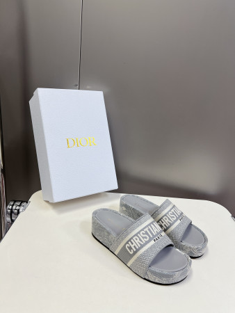 UA Dior Platform Sandals