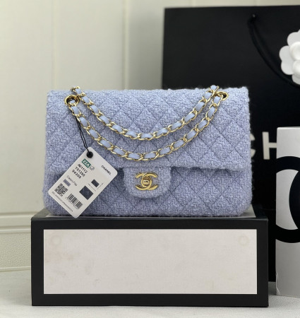 CHANEL MINI CLASSIC 11.12 HANDBAG 25 15.5 × 25.5 × 6.5 cm