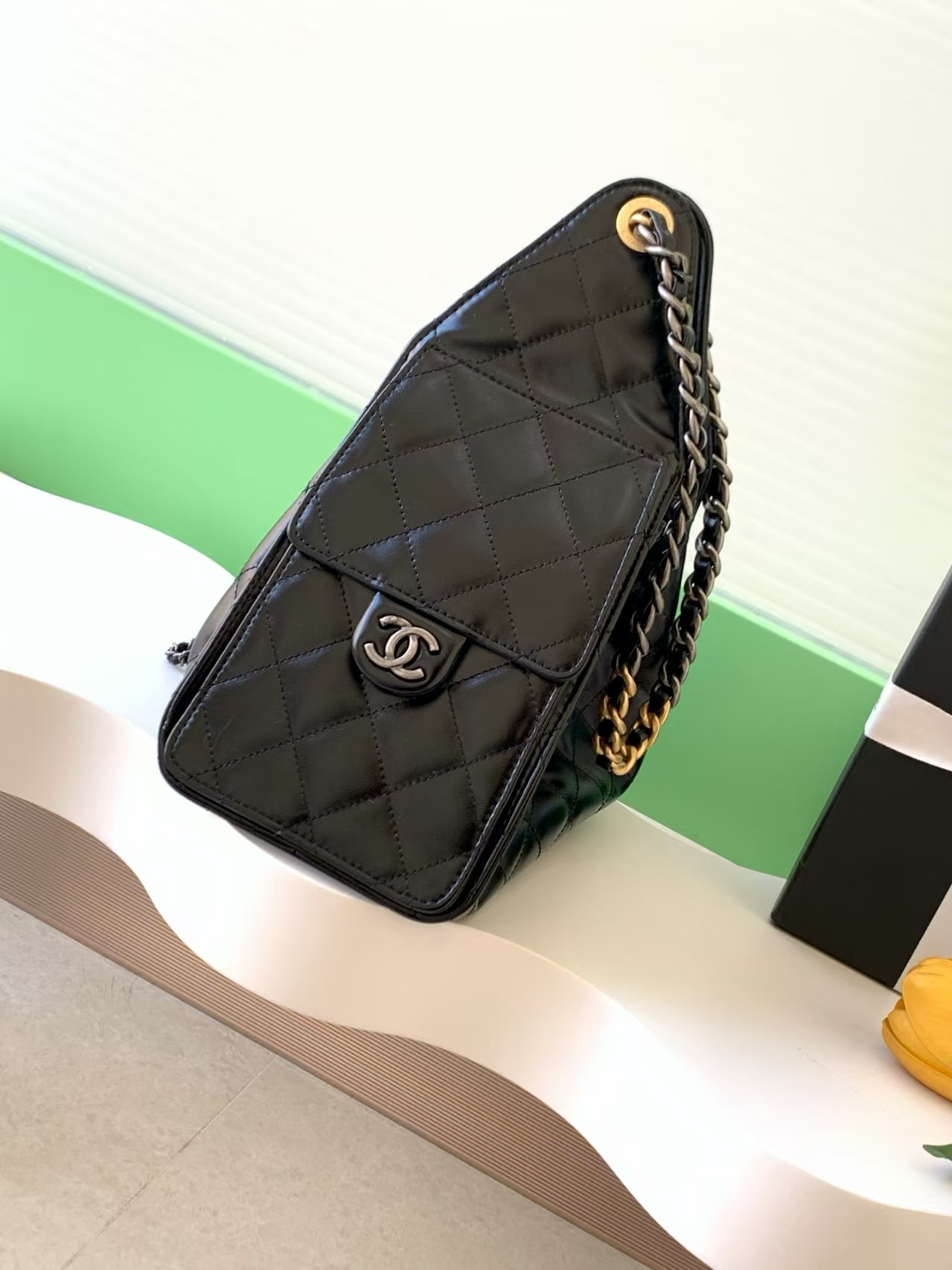 CHANEL 25C Bucket BAG 30x26x14cm