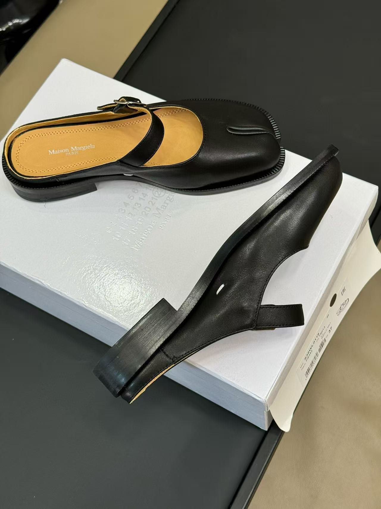 UA Maison Margiela Tabi City Mary-Jane Mules