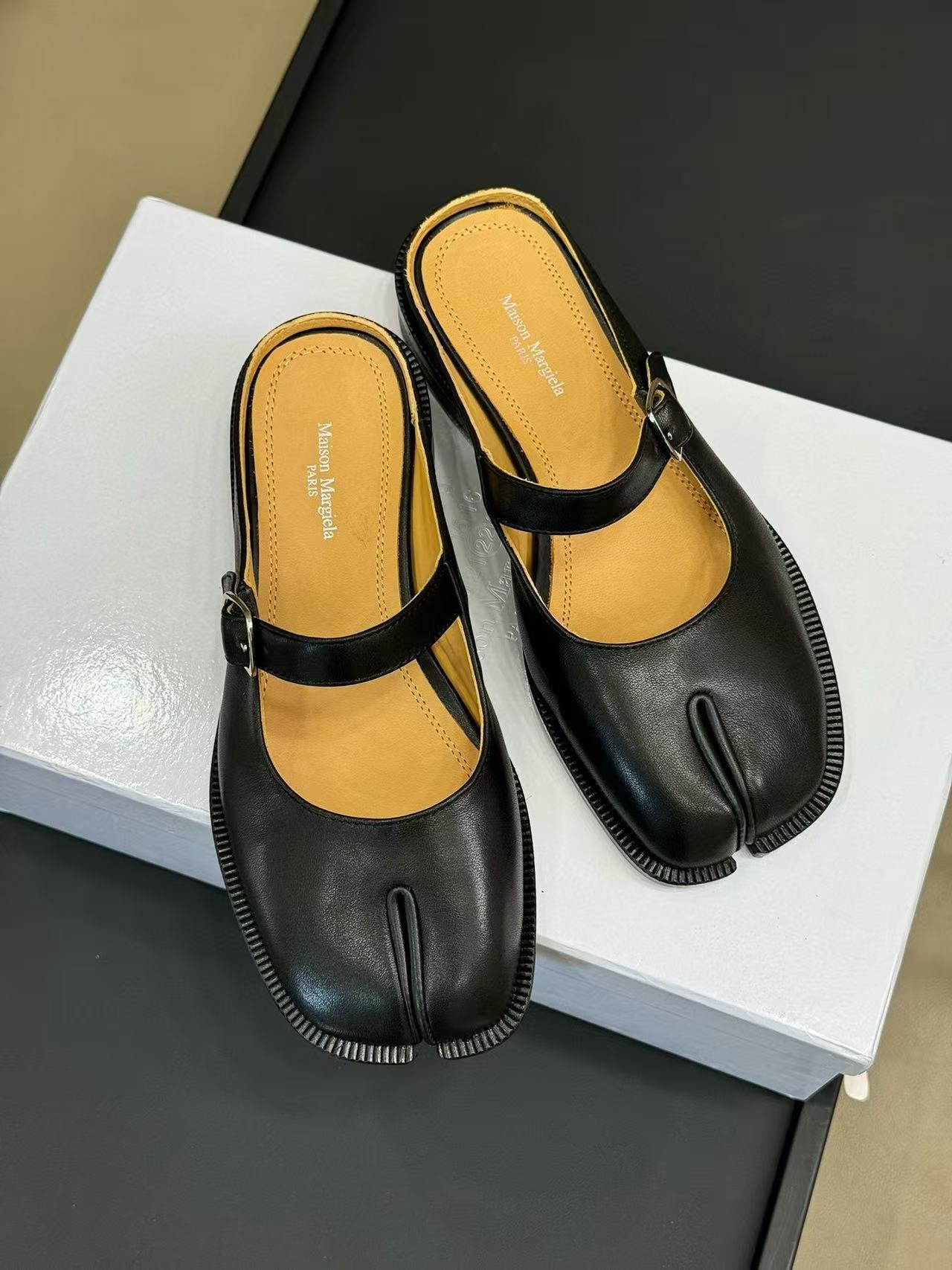 UA Maison Margiela Tabi City Mary-Jane Mules