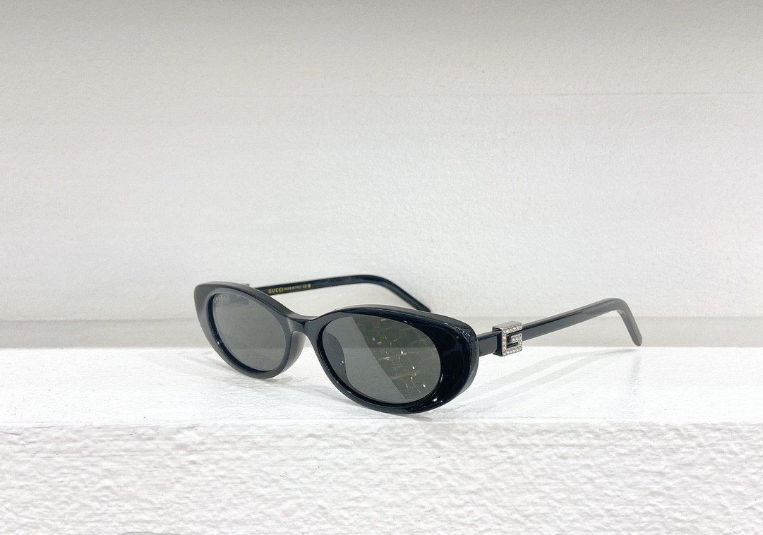 Gucci Glasses GG 1680S 52-17-140