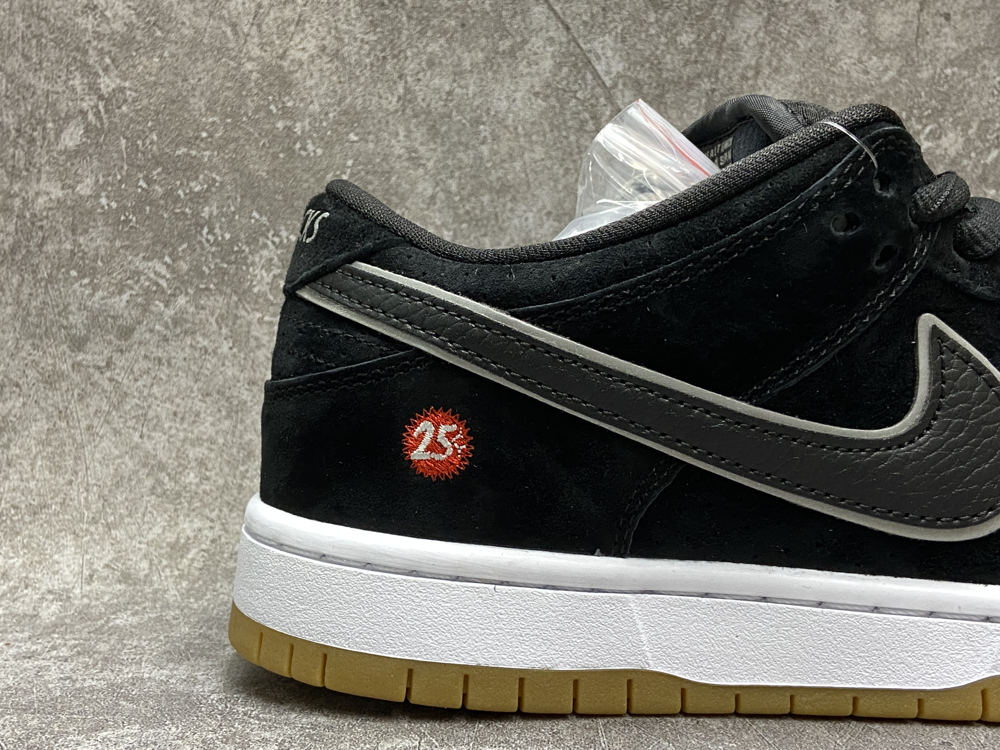 Nike SB Dunk Low Quartersnacks