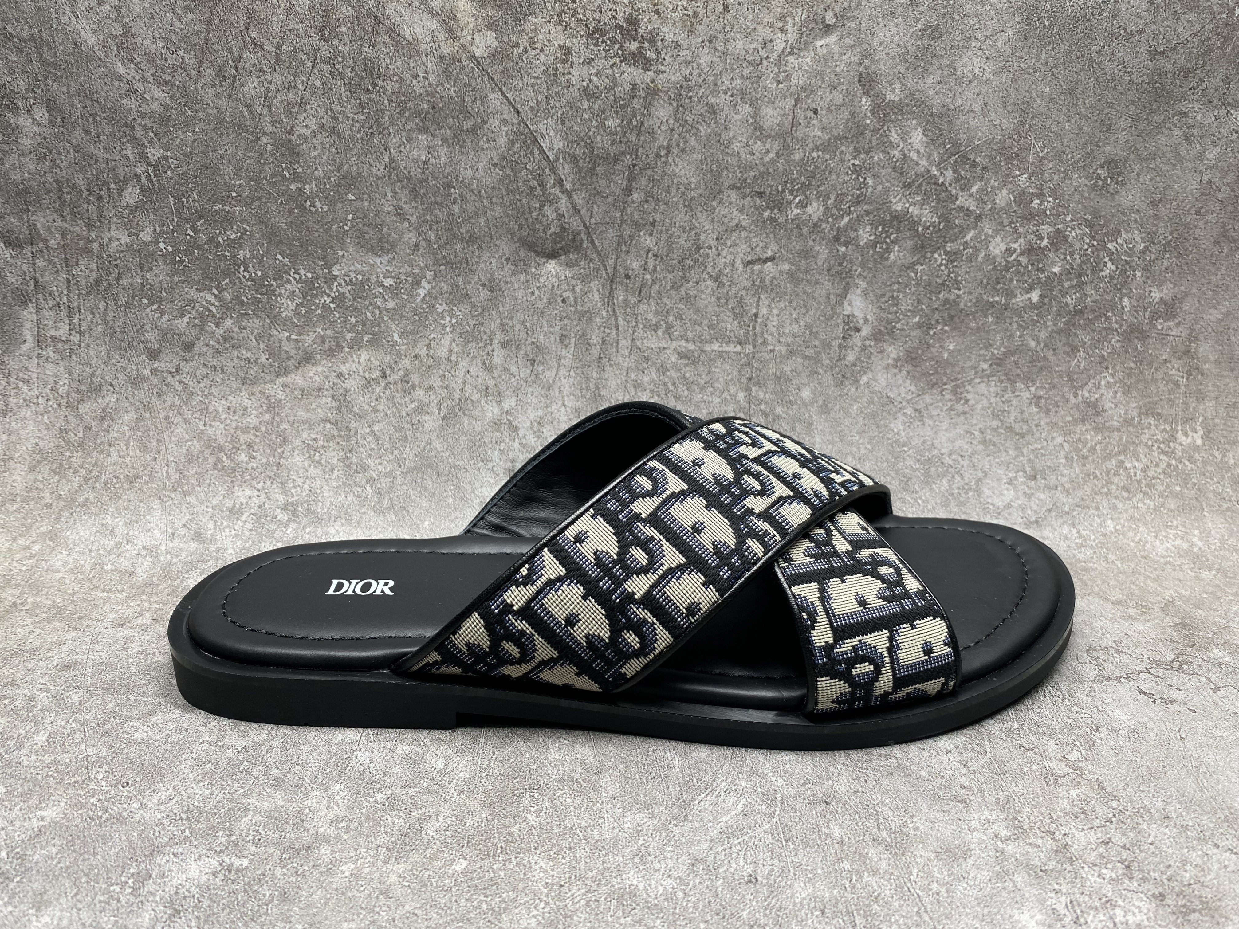UA Dior Alias Sandal