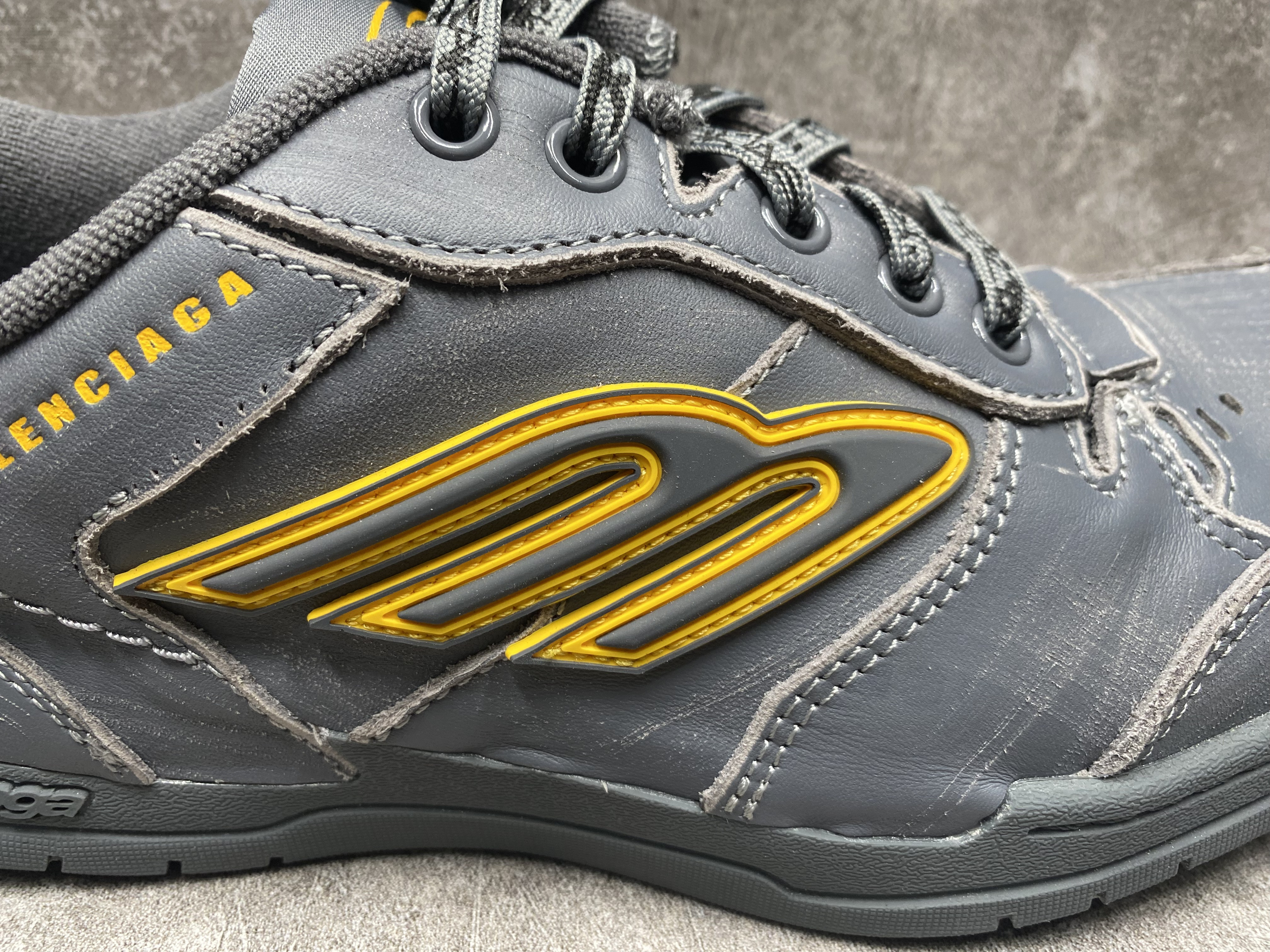 UA Balenciaga Hamptons Worn-out Sneaker in Grey/yellow(run one size large)