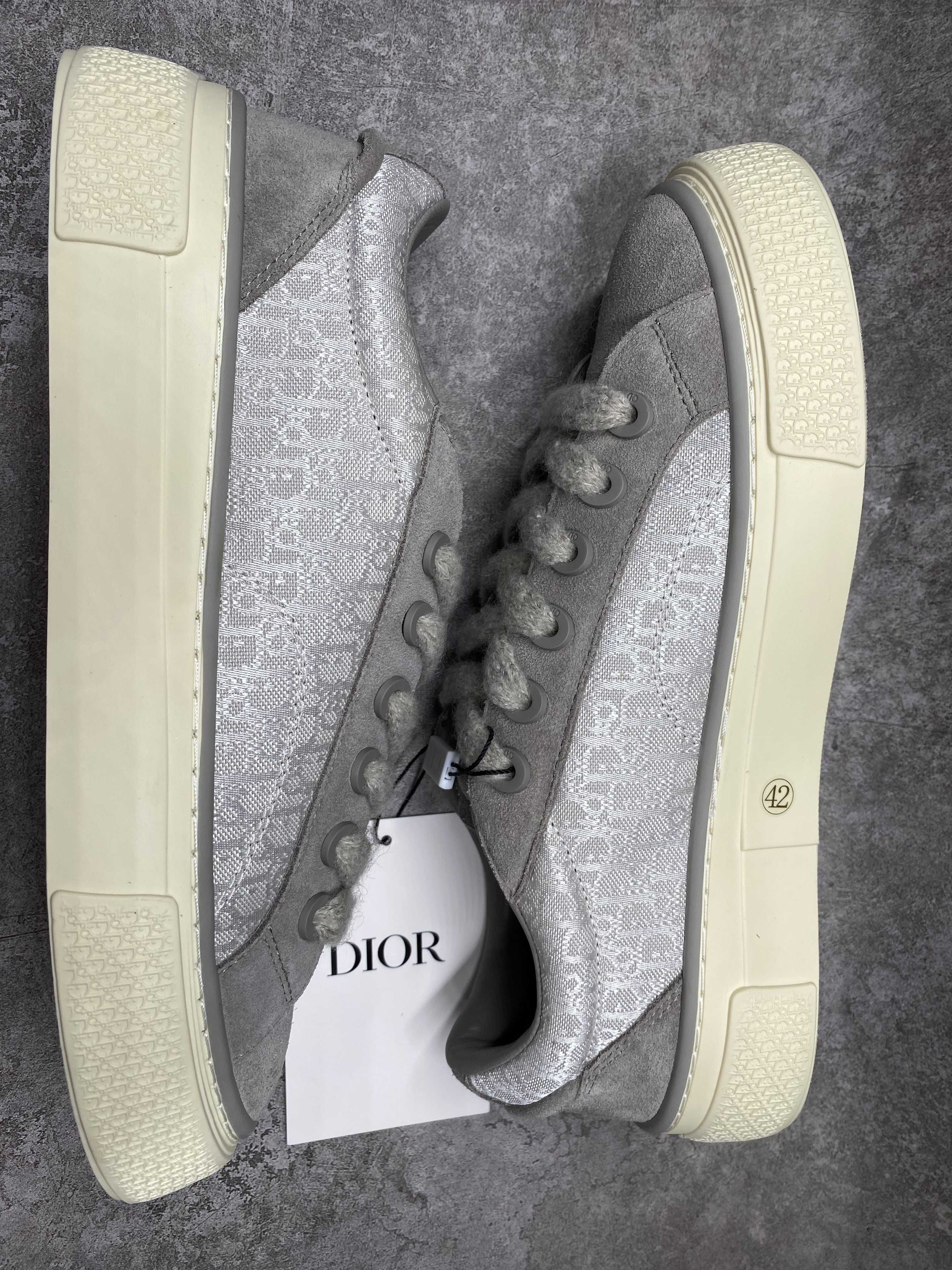 UA Dior B33 Sneaker