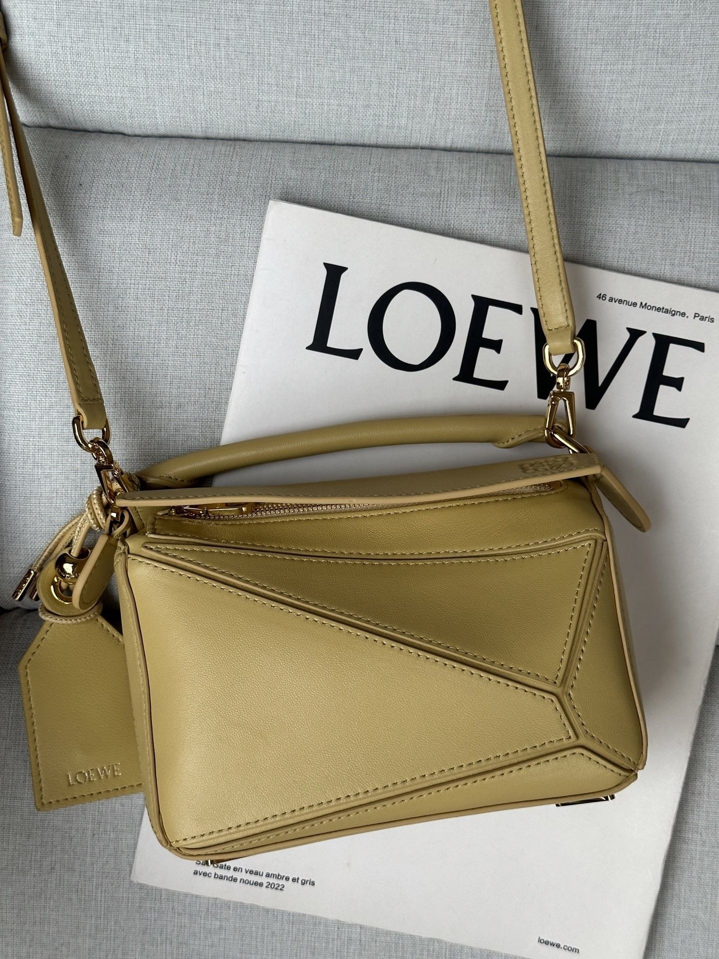 Loewe Mini Featherlight Puzzle Bag Nappa Lambskin 18x12.5x8cm