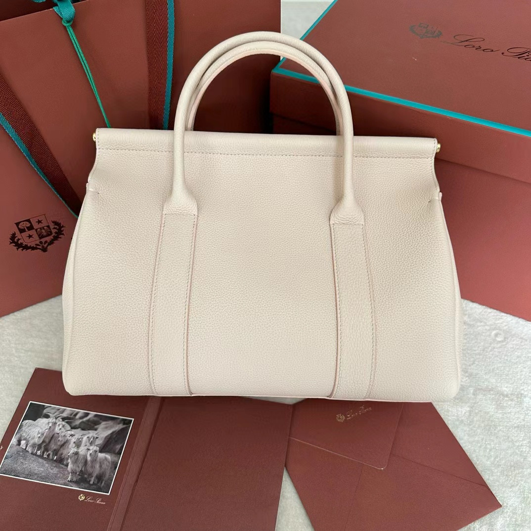 Loro Piana Loom Bag L32 Grained Calfskin 33 x 23 x 18 cm