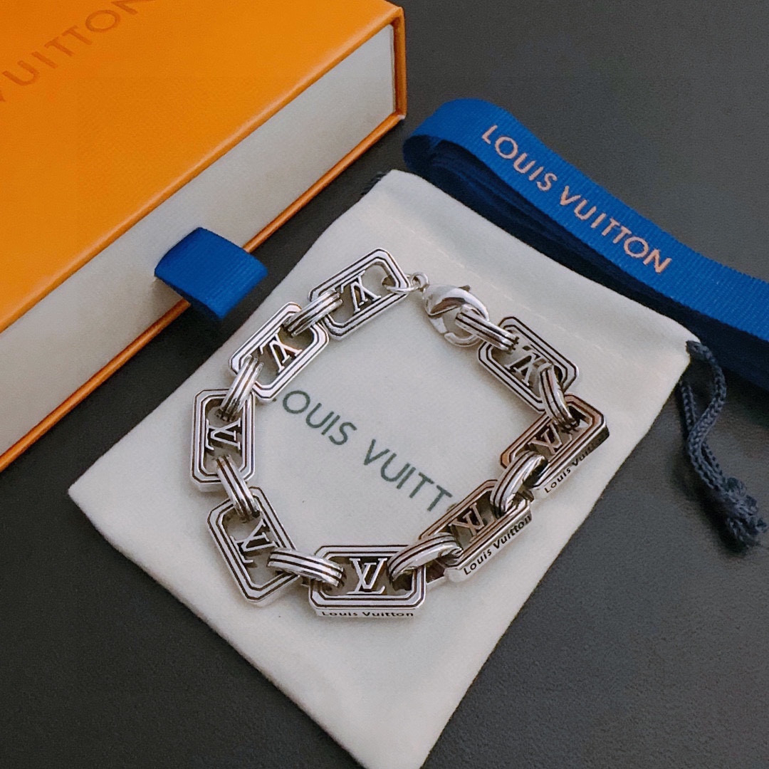 Louis Vuitton Bracelet