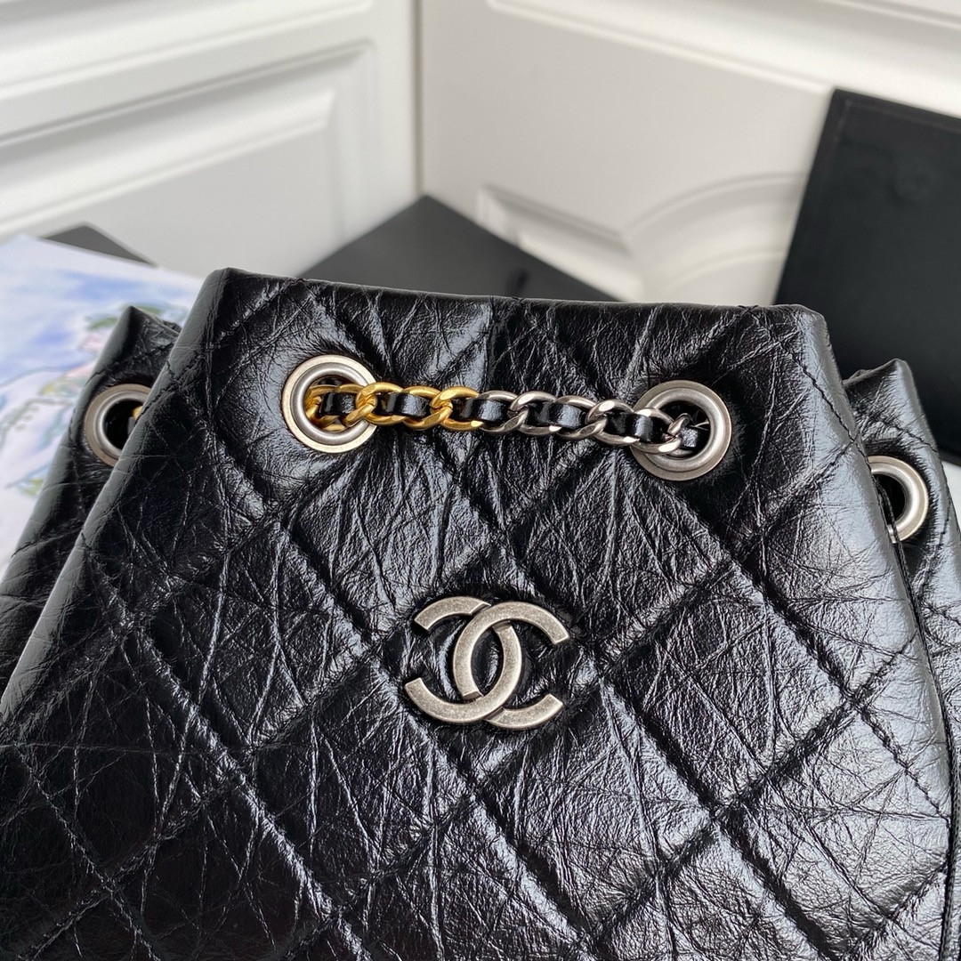Chanel Gabrielle backpack 23x22.5x10.5cm