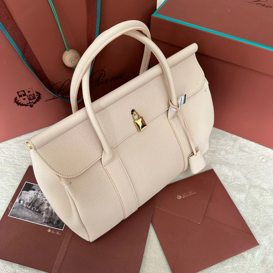 Loro Piana Loom Bag L32 Grained Calfskin 33 x 23 x 18 cm