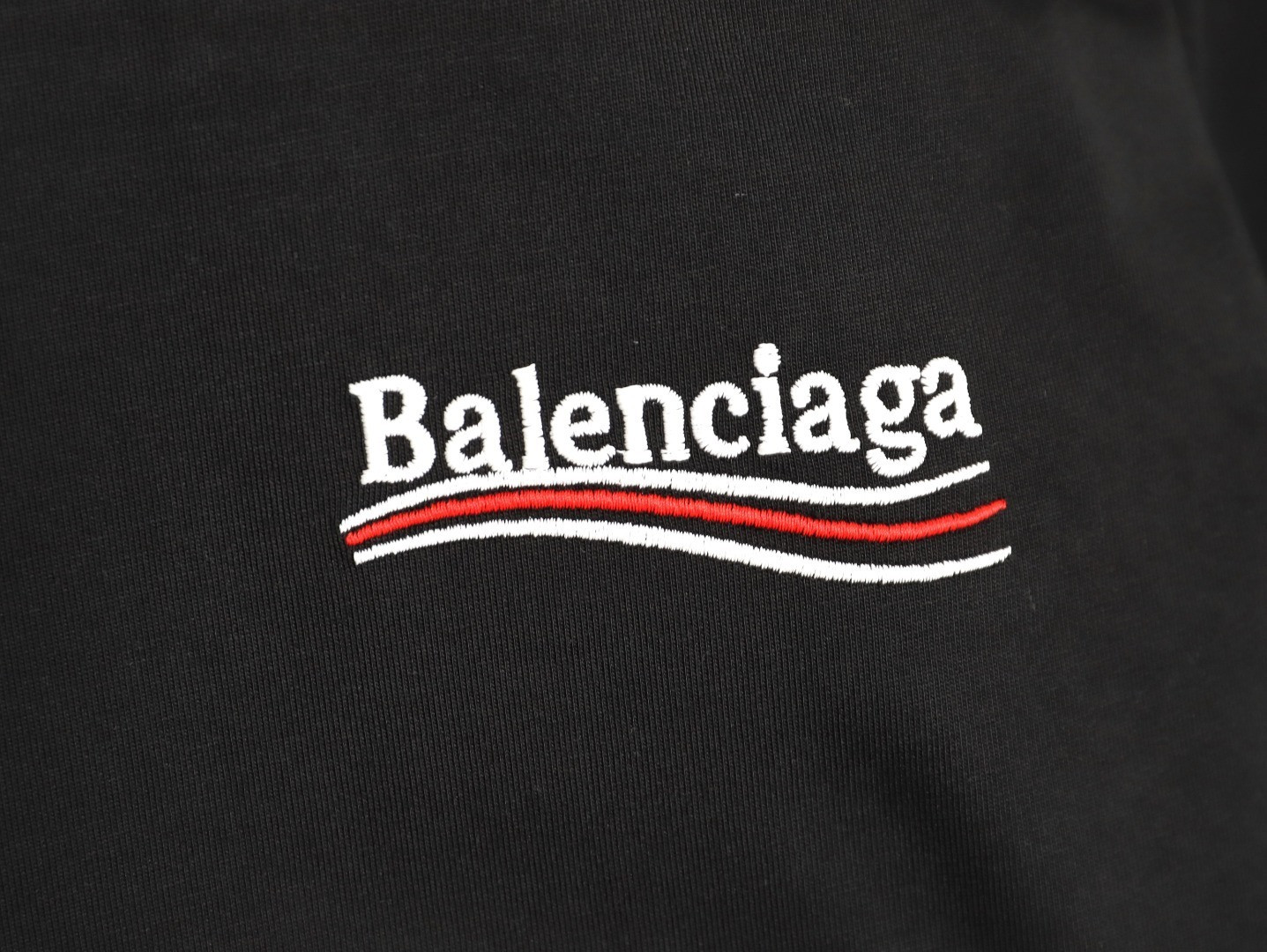 Balenciaga Long-sleeved T-shirt