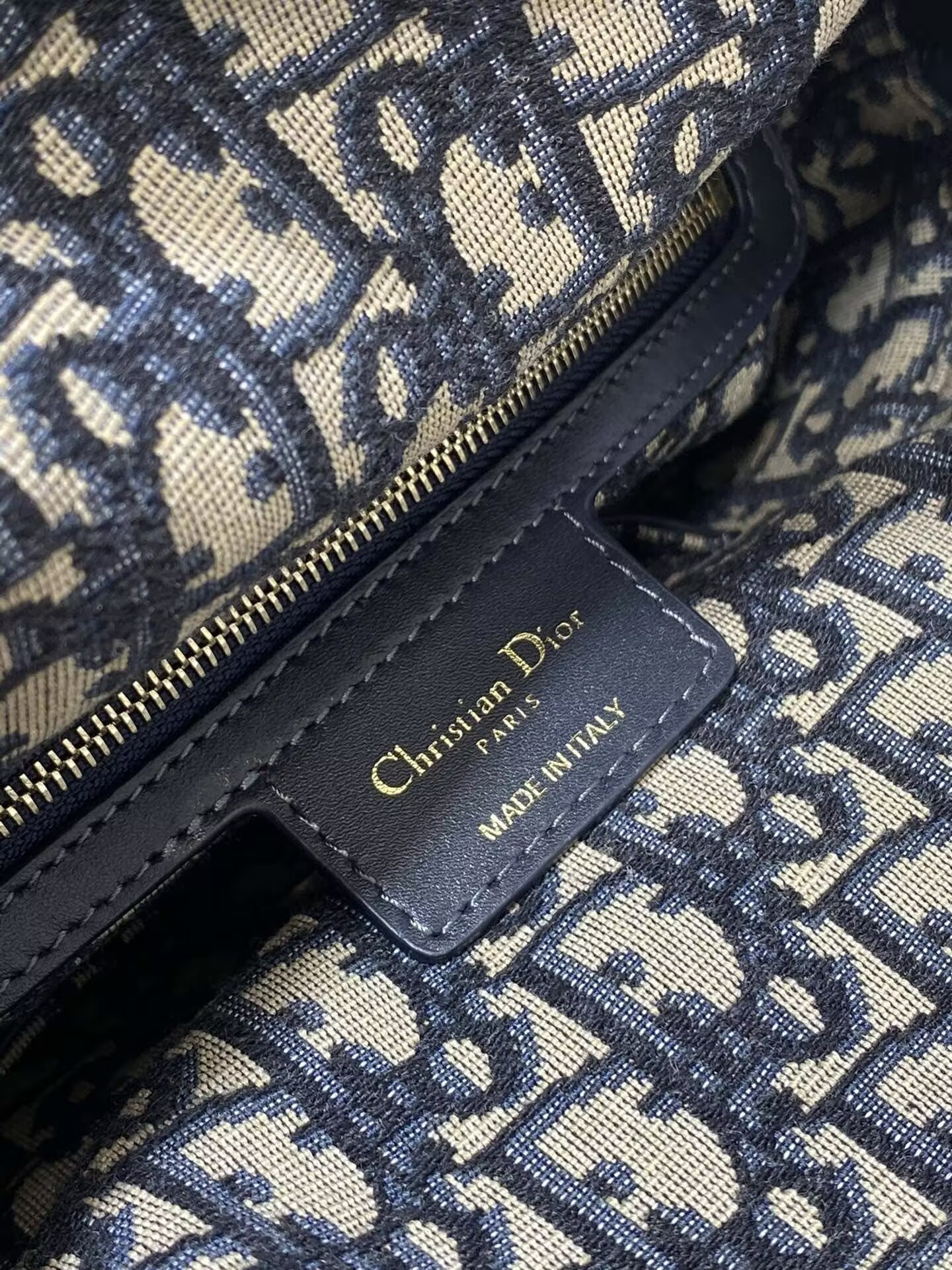 Dior Medium Lady Dior Bag 24x21x12cm