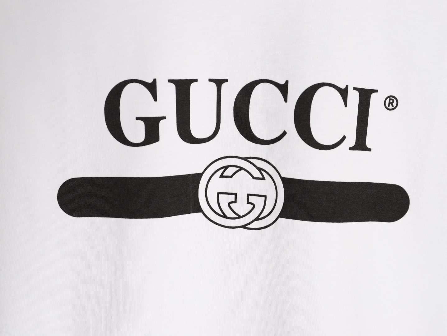 Gucci Long-sleeved T-shirt