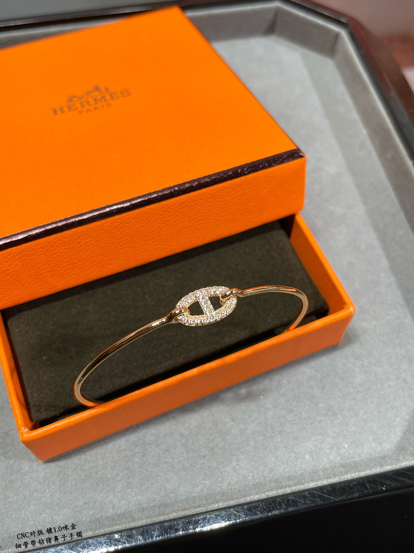 Hermès thin tube diamond pig nose Bracelet
