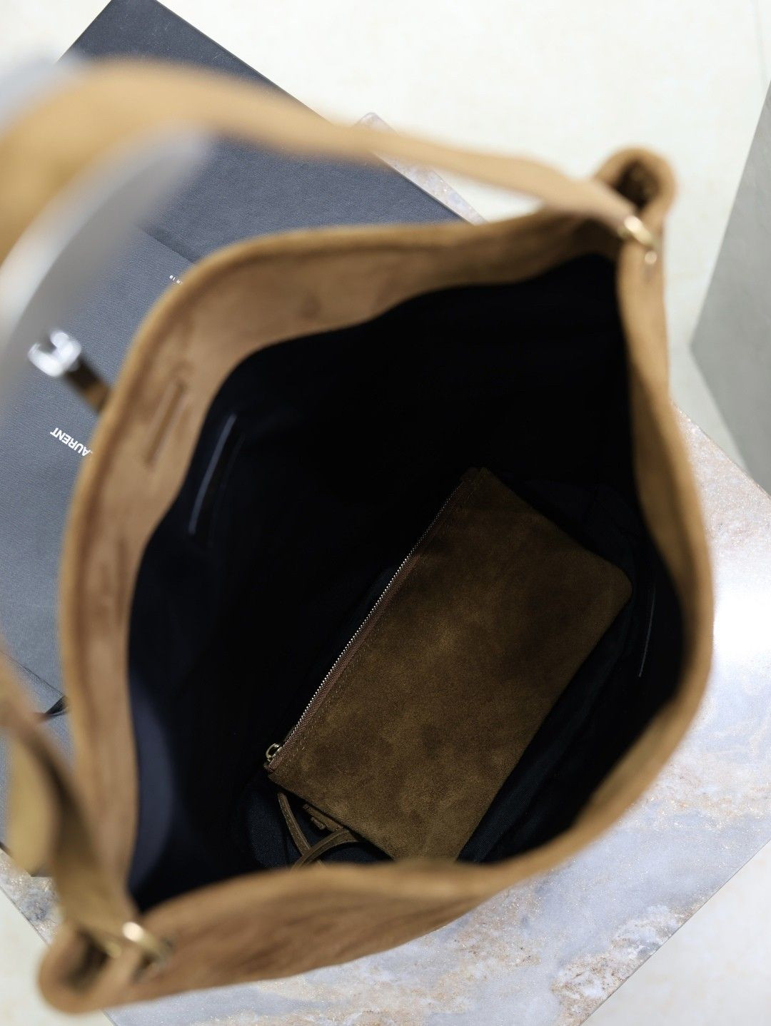 YSL NIKI Supple Bucket In Suede 33x16x40cm