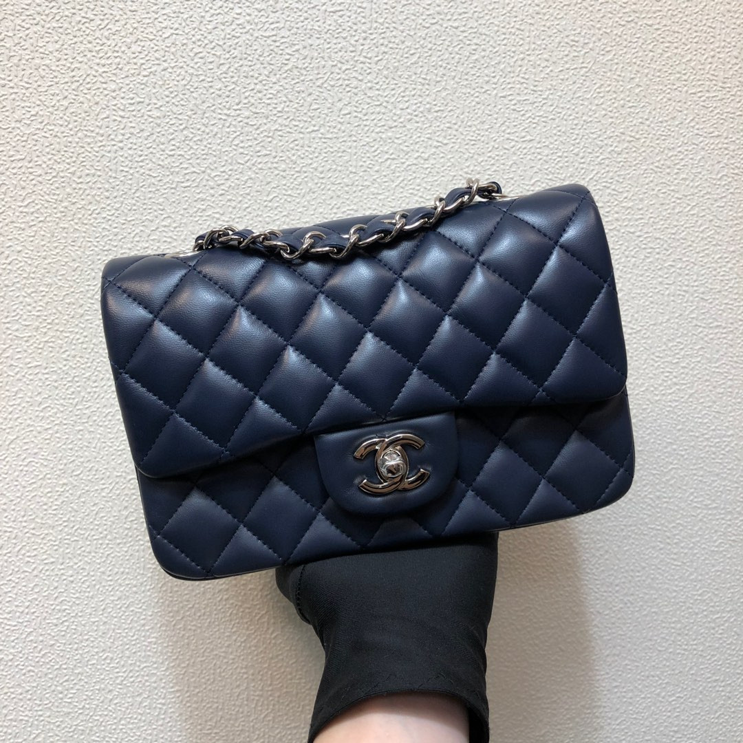 CHANEL MINI FLAP BAG 12 × 20 × 6 cm