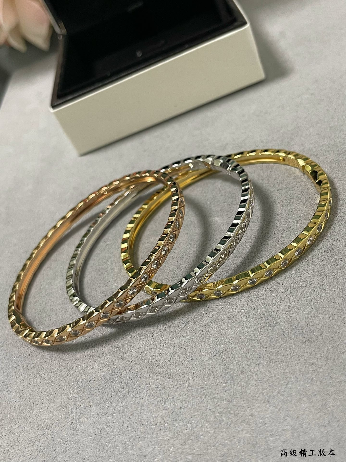 Chanel Carved Finely carved narrow diamond Bracelet