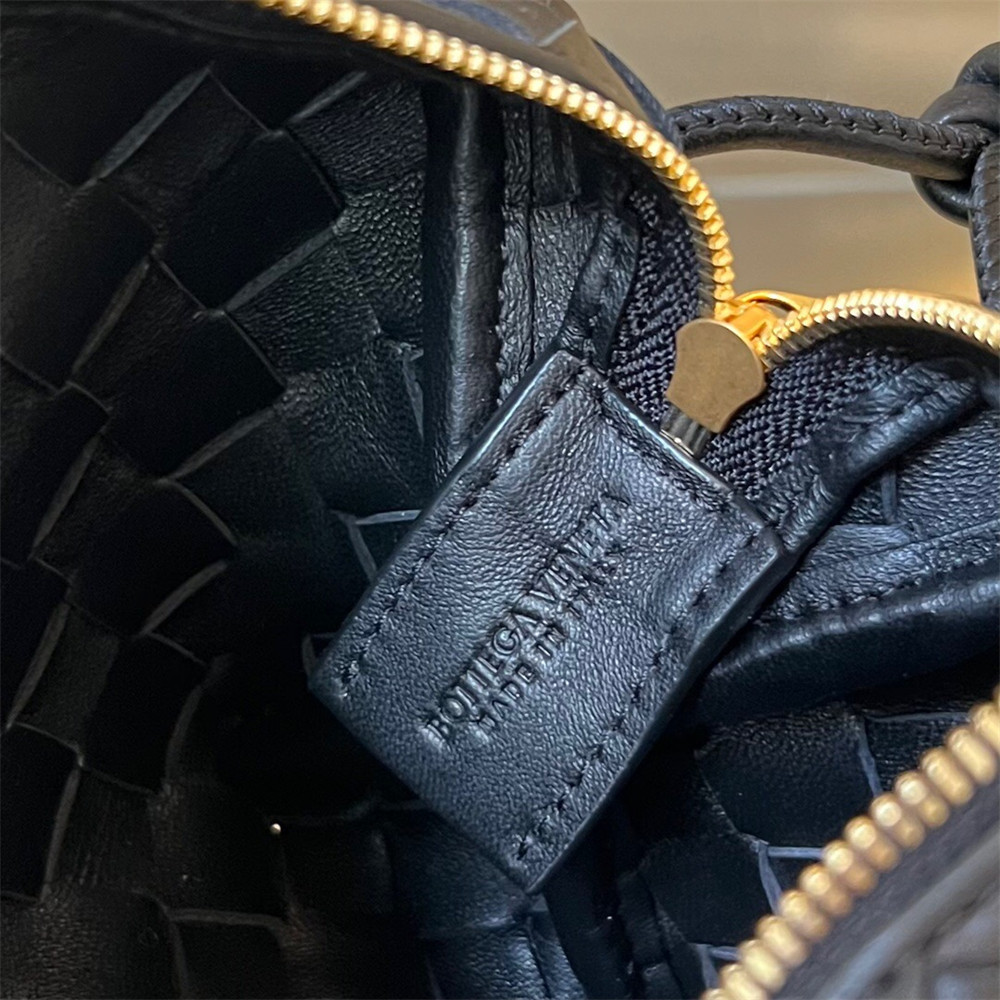 Bottega Veneta Small Loop Cross-Body Bag 17x10x6cm