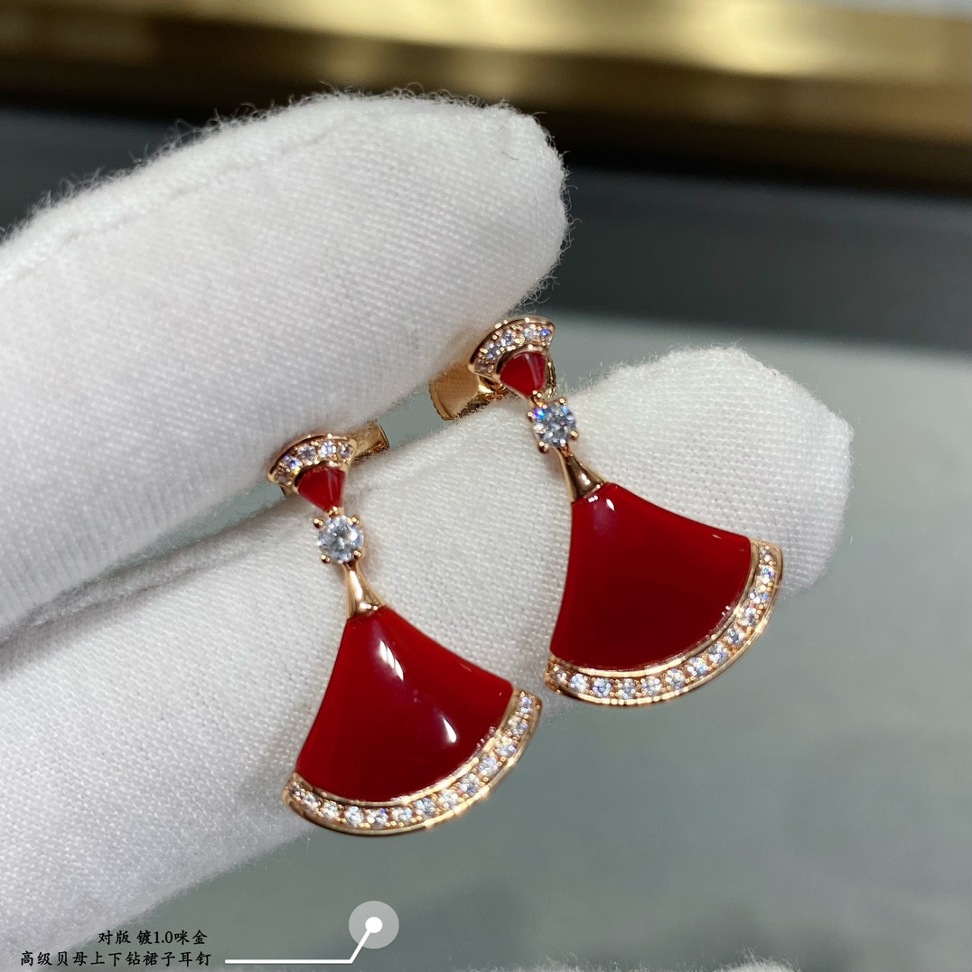 Bvlgari Scalloped skirt with diamonds Earrings