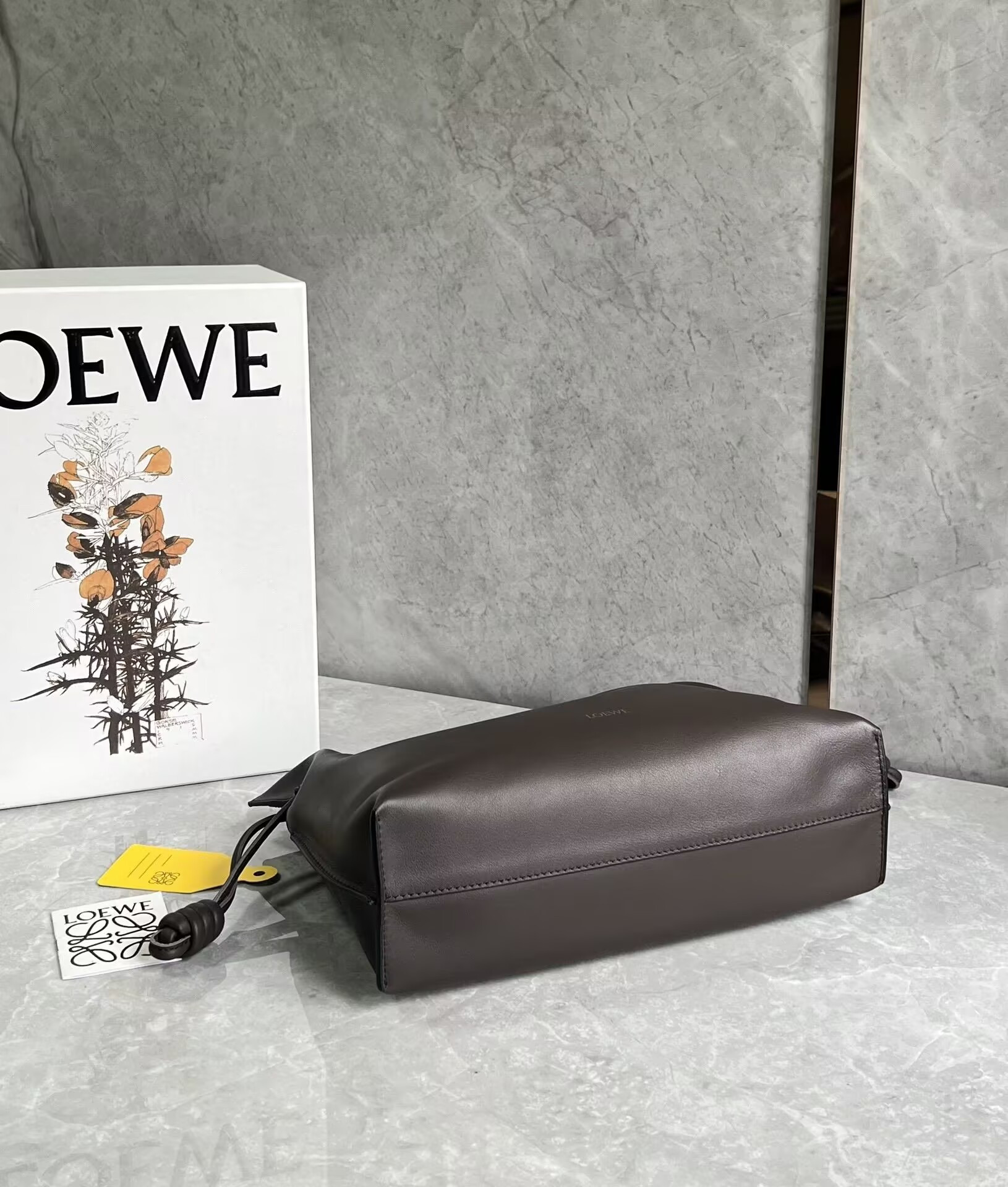 LOEWE Flamenco Purse 30X24.5X10.5cm