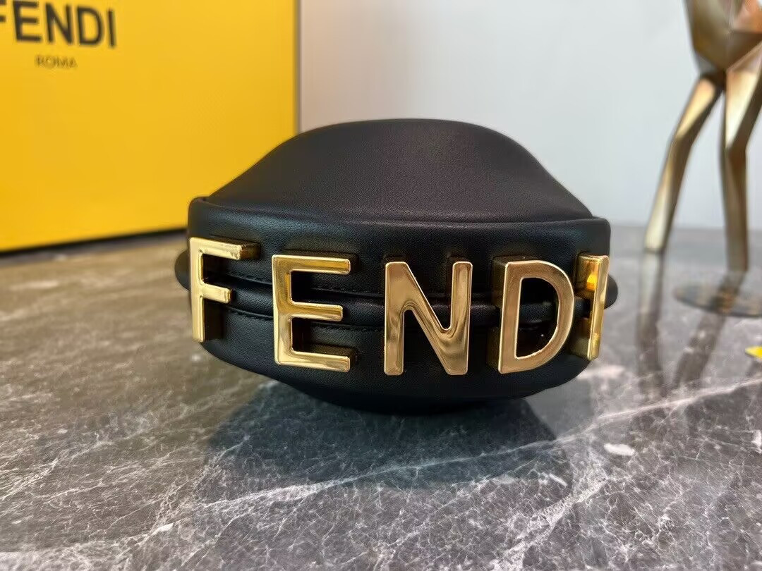 Fendi Nano Fendigraphy Hobo bag 14x5x16.5cm