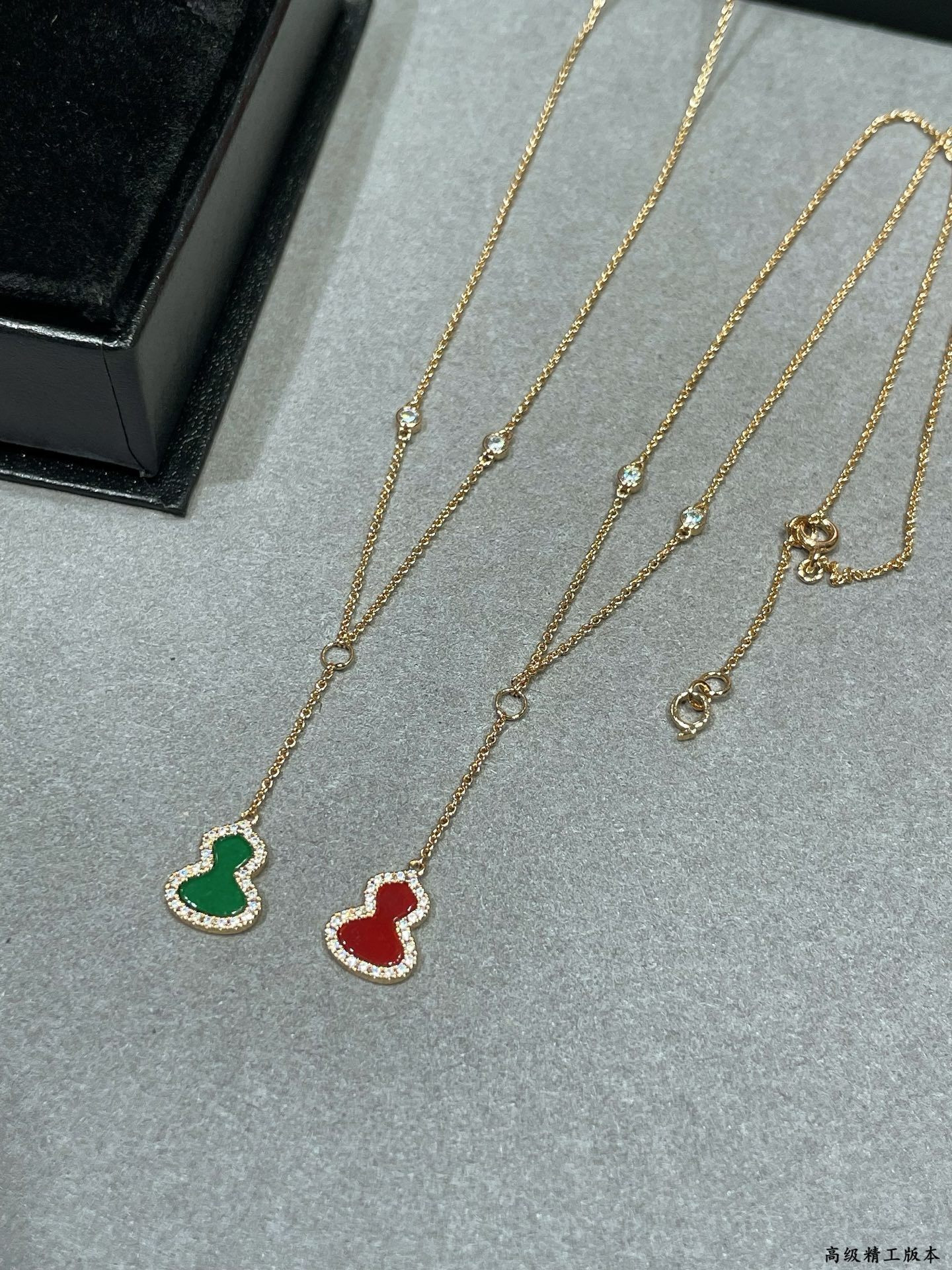 Qeelin Mini Gourd Necklace