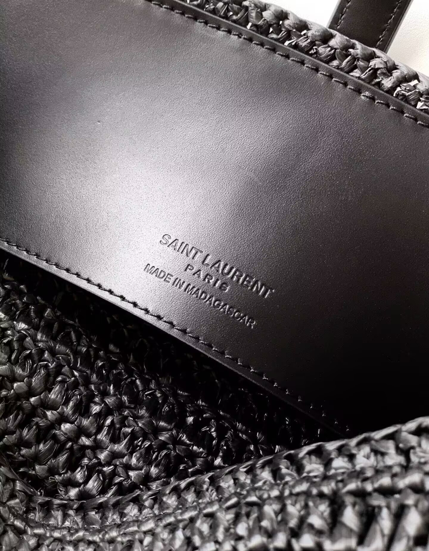 YSL LE 37 in woven raffia and vegetable-tanned leather Bucket Bag 25x20x12cm