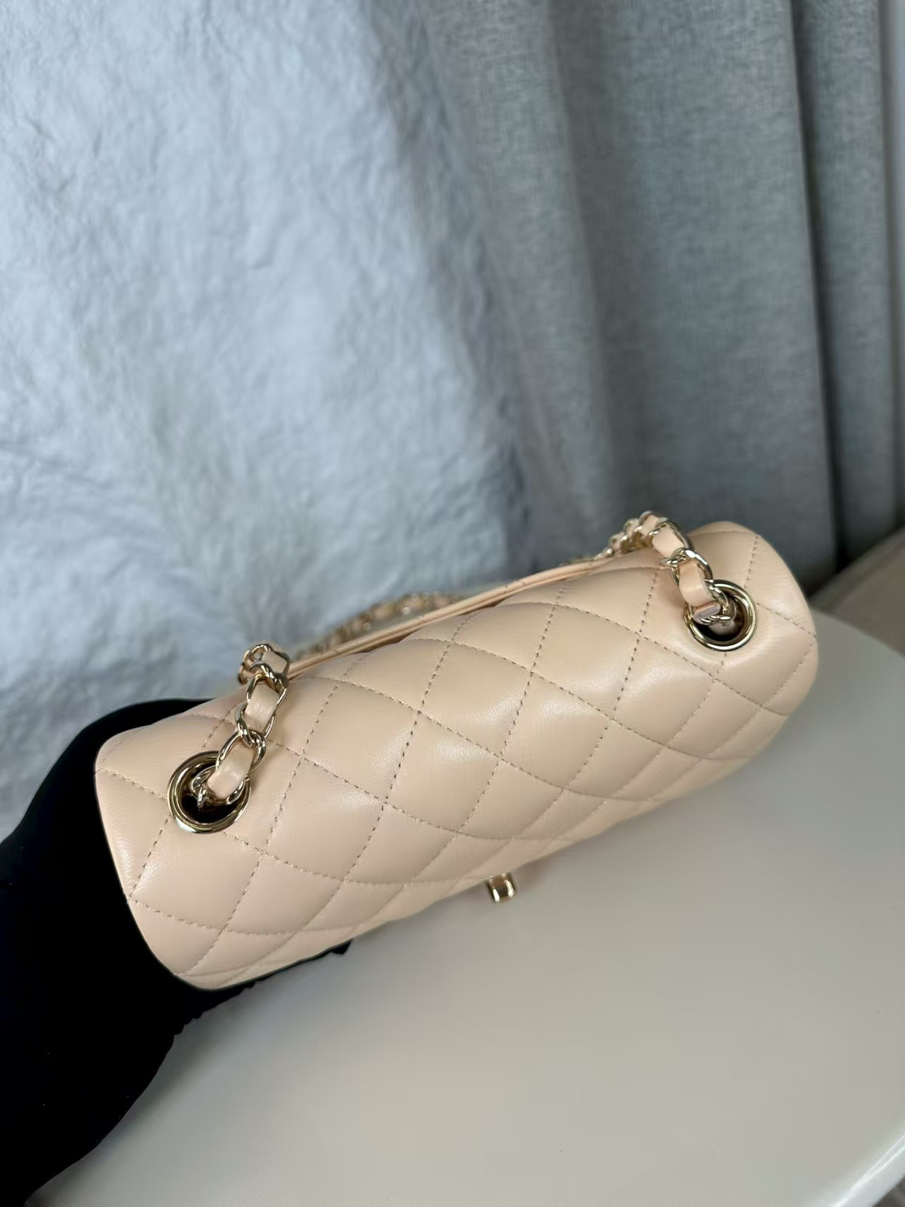 Chanel Mini Flap Bag 20x12x6cm