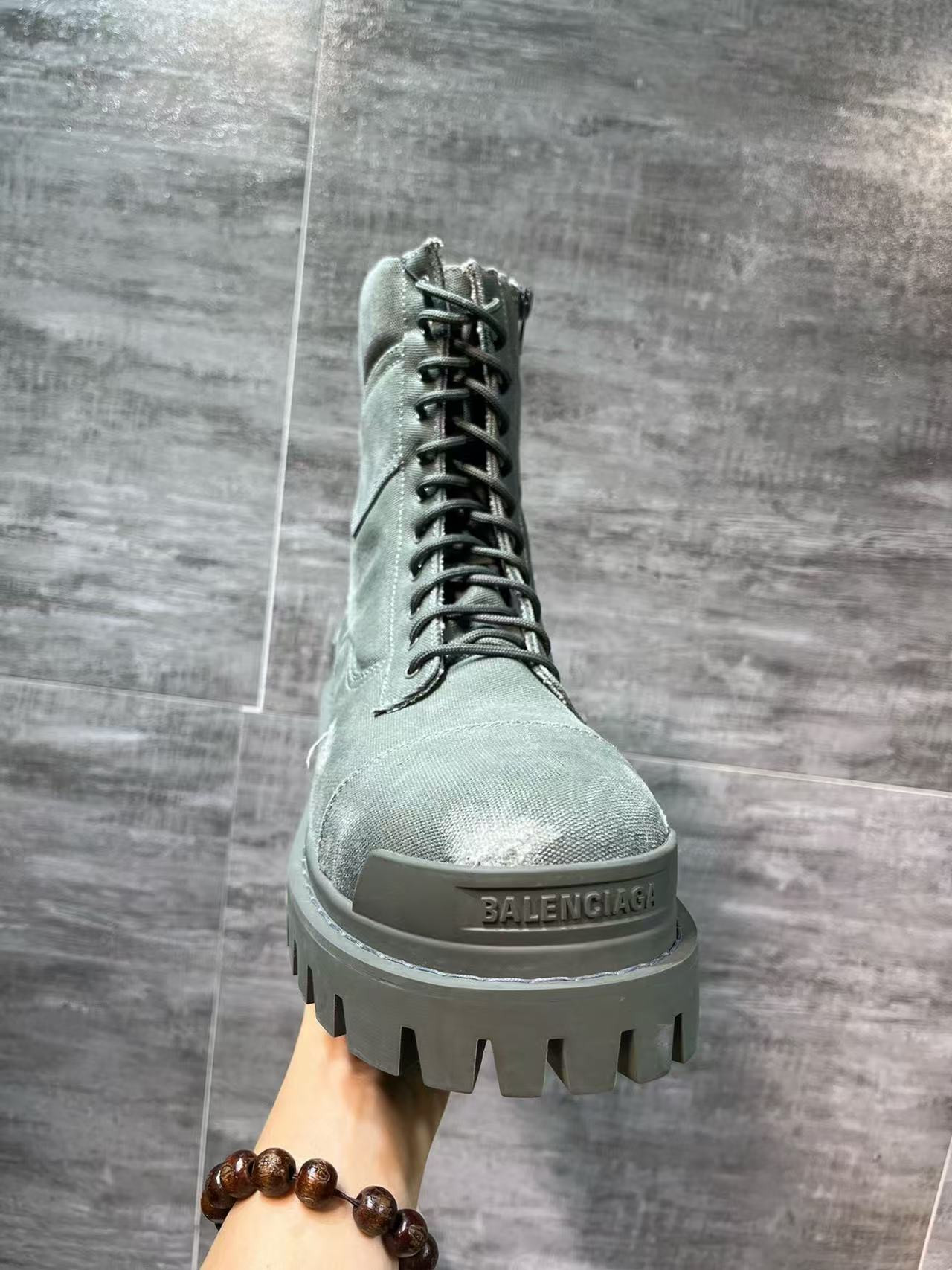 UA Balenciaga MEN