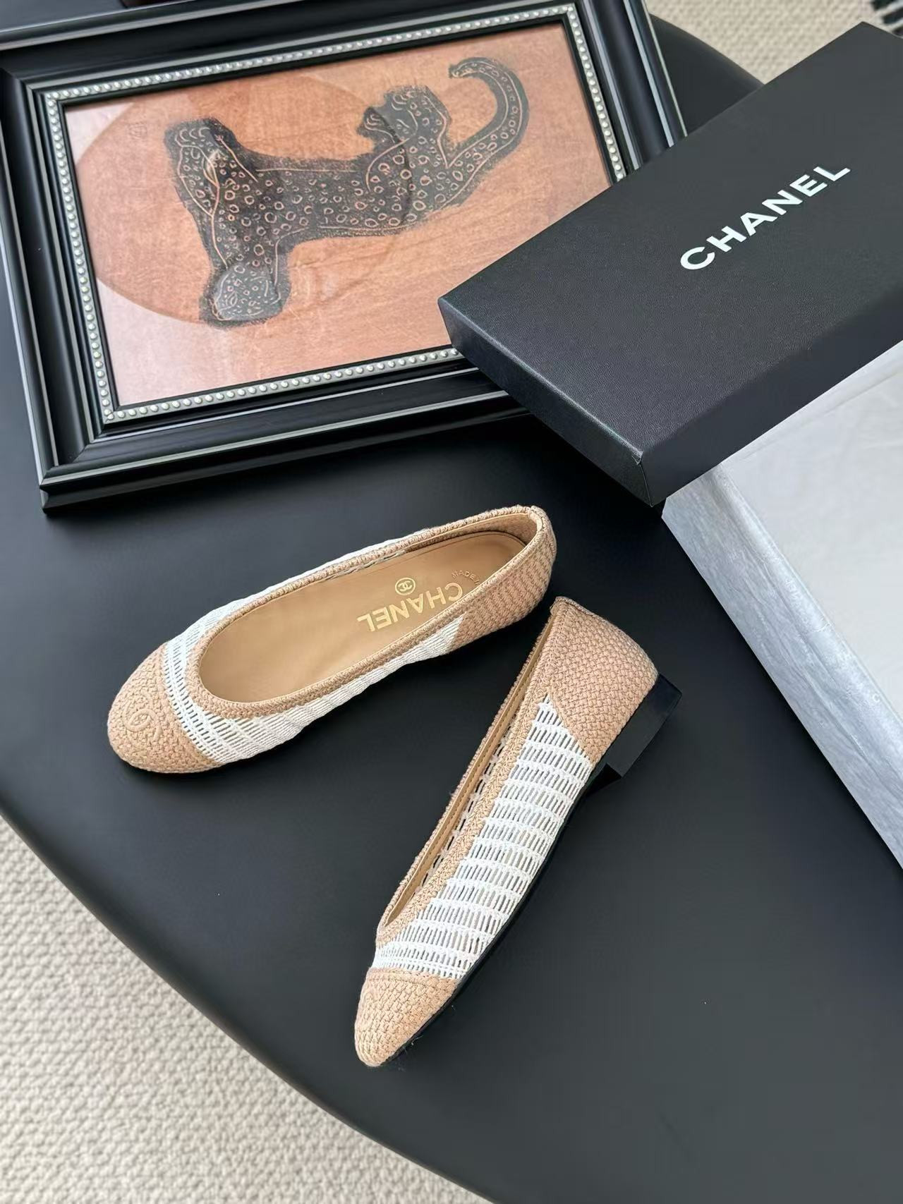 UA CHANEL BALLET FLATS