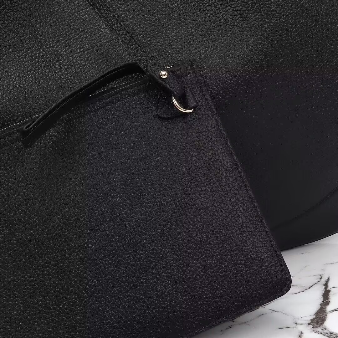 Gucci B medium shoulder bag 49x46x4cm