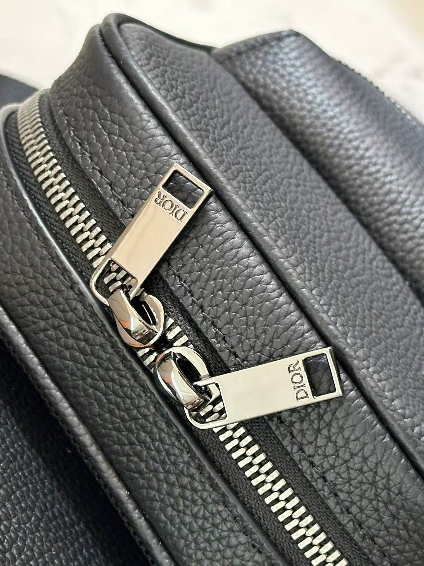 Dior Rider 2.0 Sling Bag Black Dior Oblique Jacquard and Black Grained Calfskin 17x26x8cm