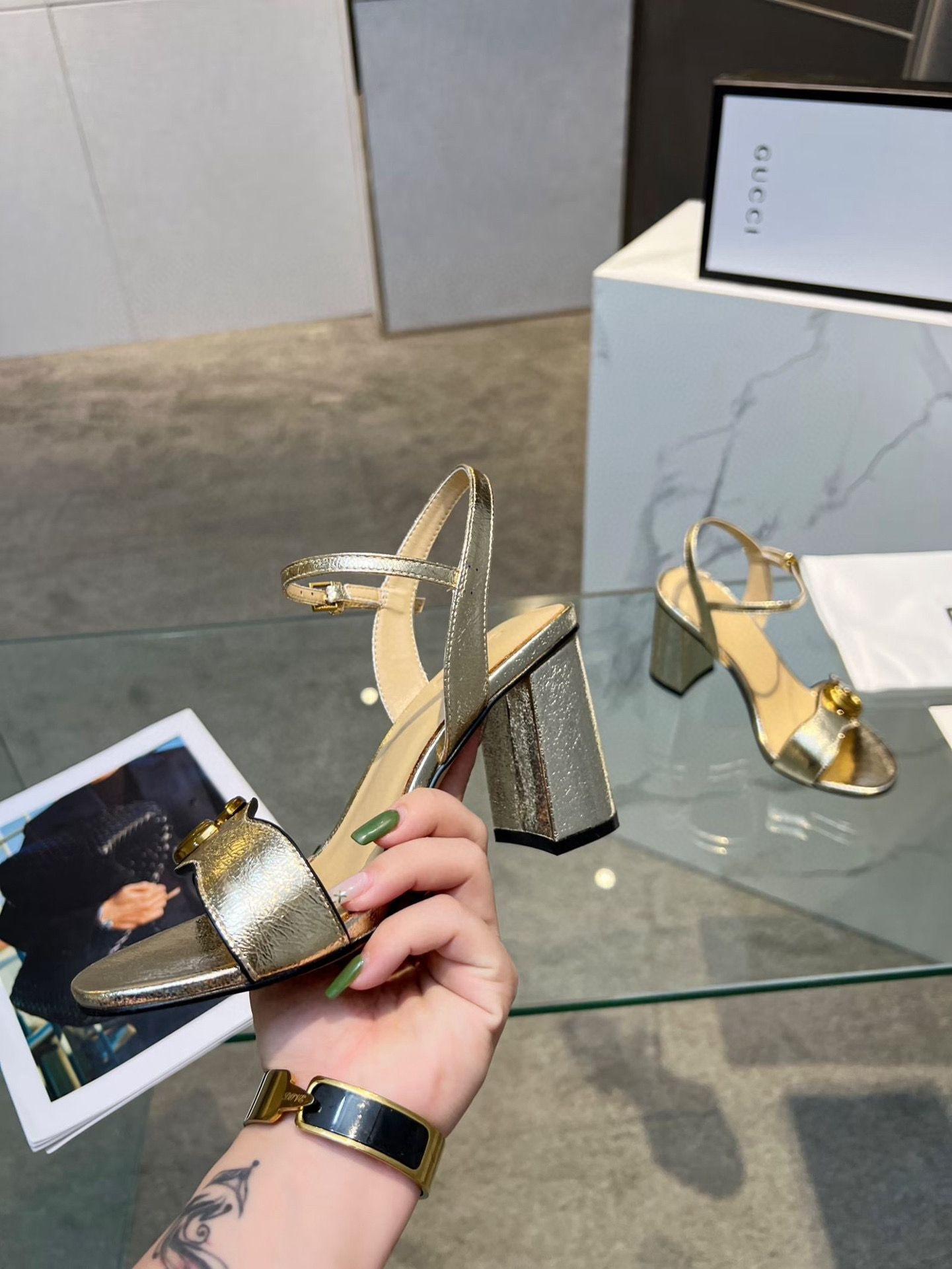 UA GUCCI HORSEBIT HEELED SANDAL