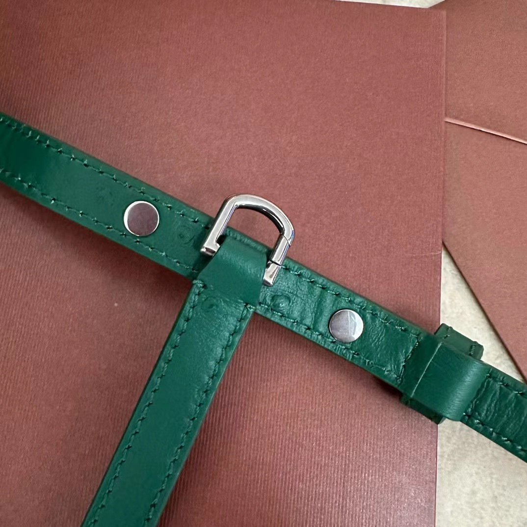 Loro Piana Extra Pocket L19 Ostrich-grained Leather 11x19x6.5cm