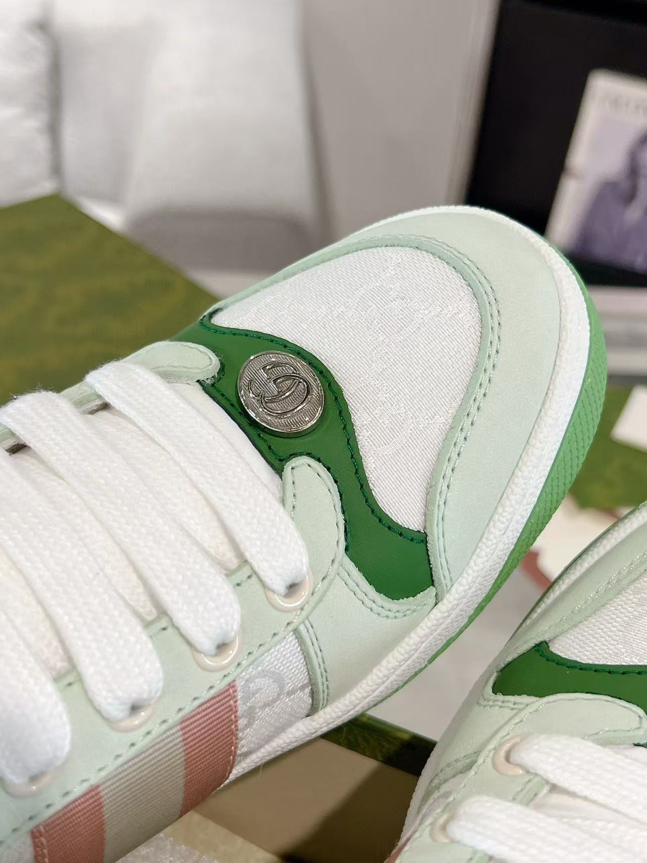 UA Gucci Sneakers