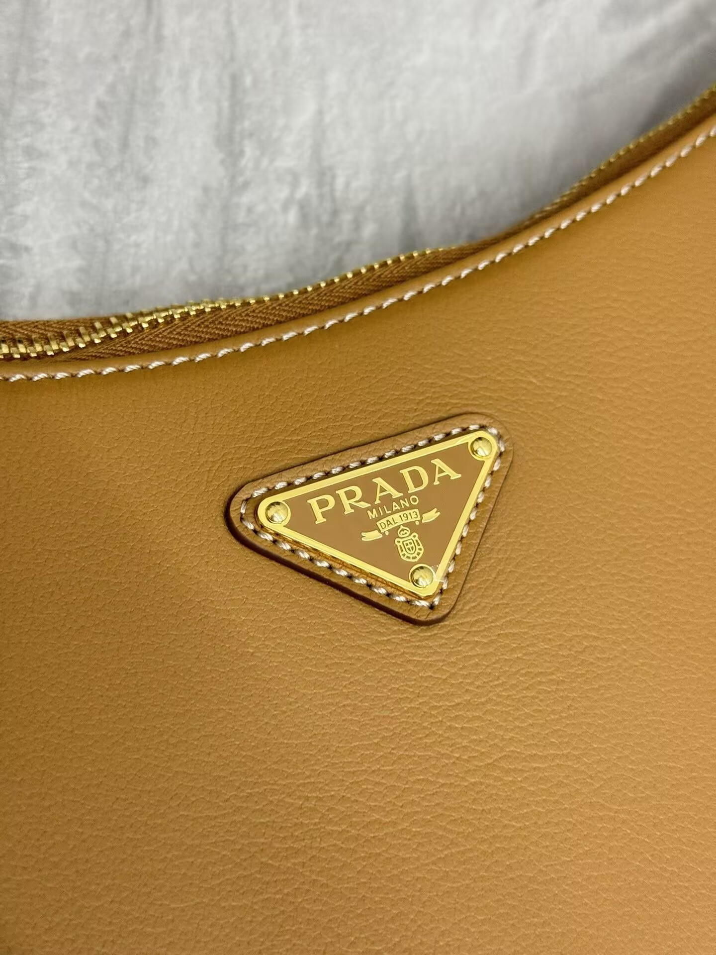 Prada Aimée large leather shoulder bag 39x23x12cm