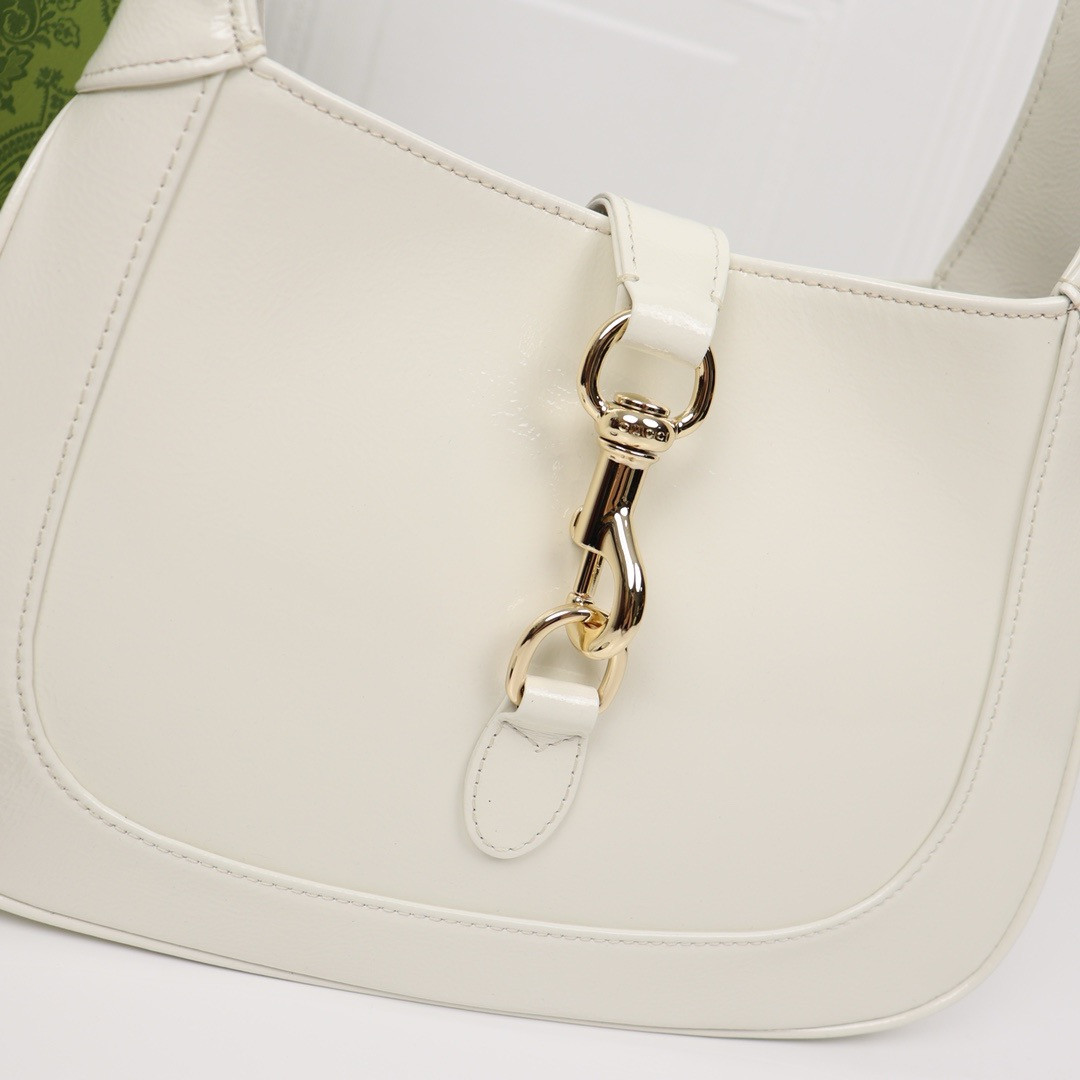 Gucci Jackie small shoulder Bag Ivory Patent Leather 27.4×19.1×4.1cm