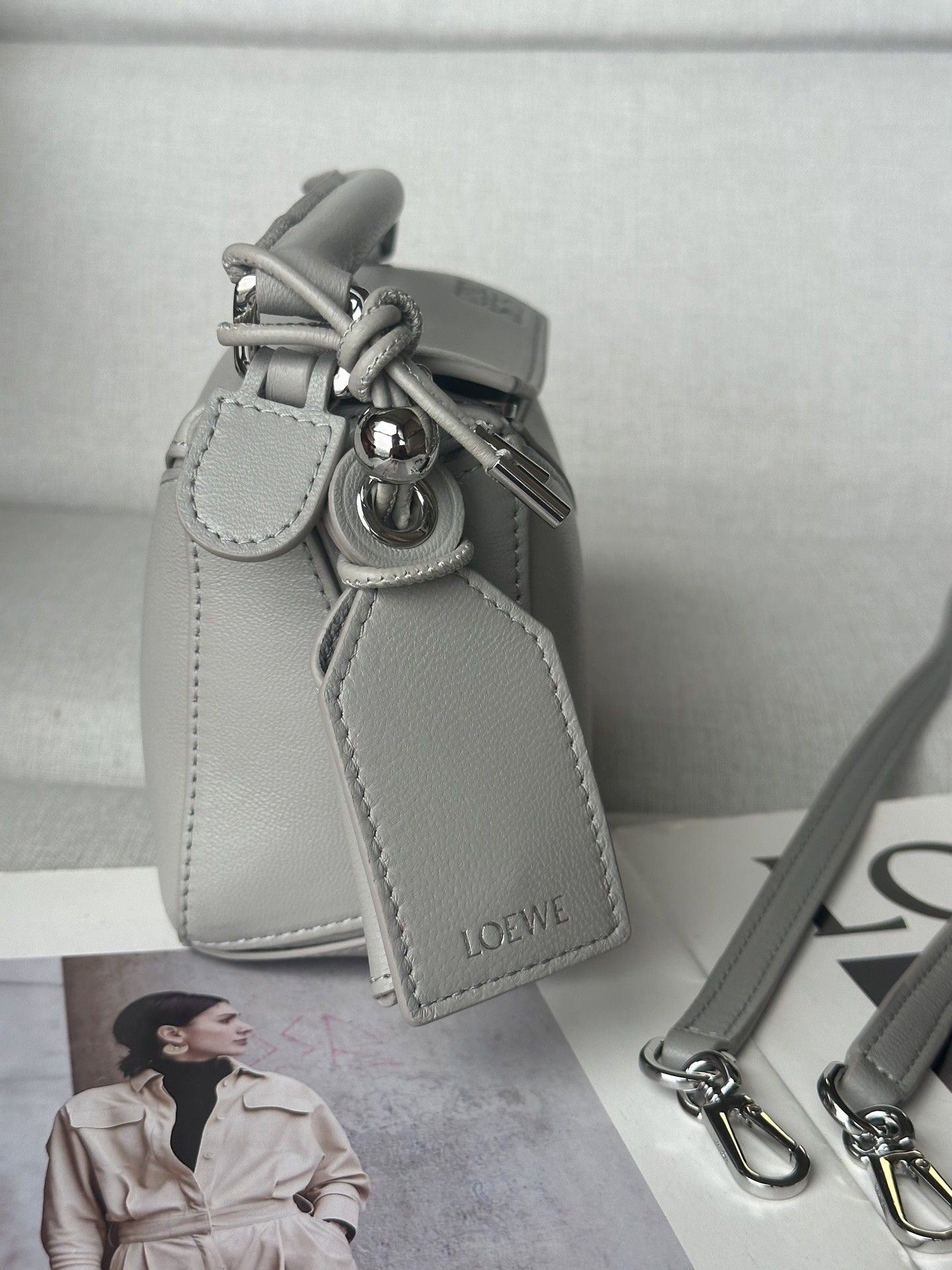 Loewe Mini Featherlight Puzzle Bag Nappa Lambskin 18x12.5x8cm